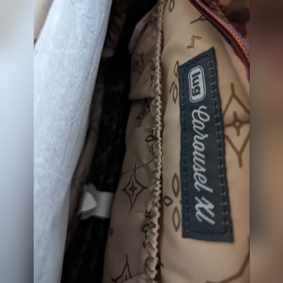 Lug Carousel XL in Leopard Berry NWT - Picture 4 of 5